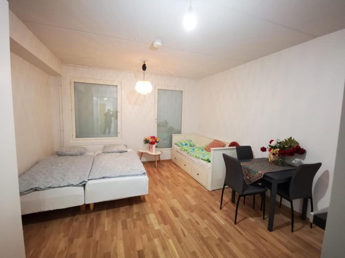 Ruby Studio 5Min To Vantaa Airport And 20Min To Helsinki Center Apartment Exterior foto