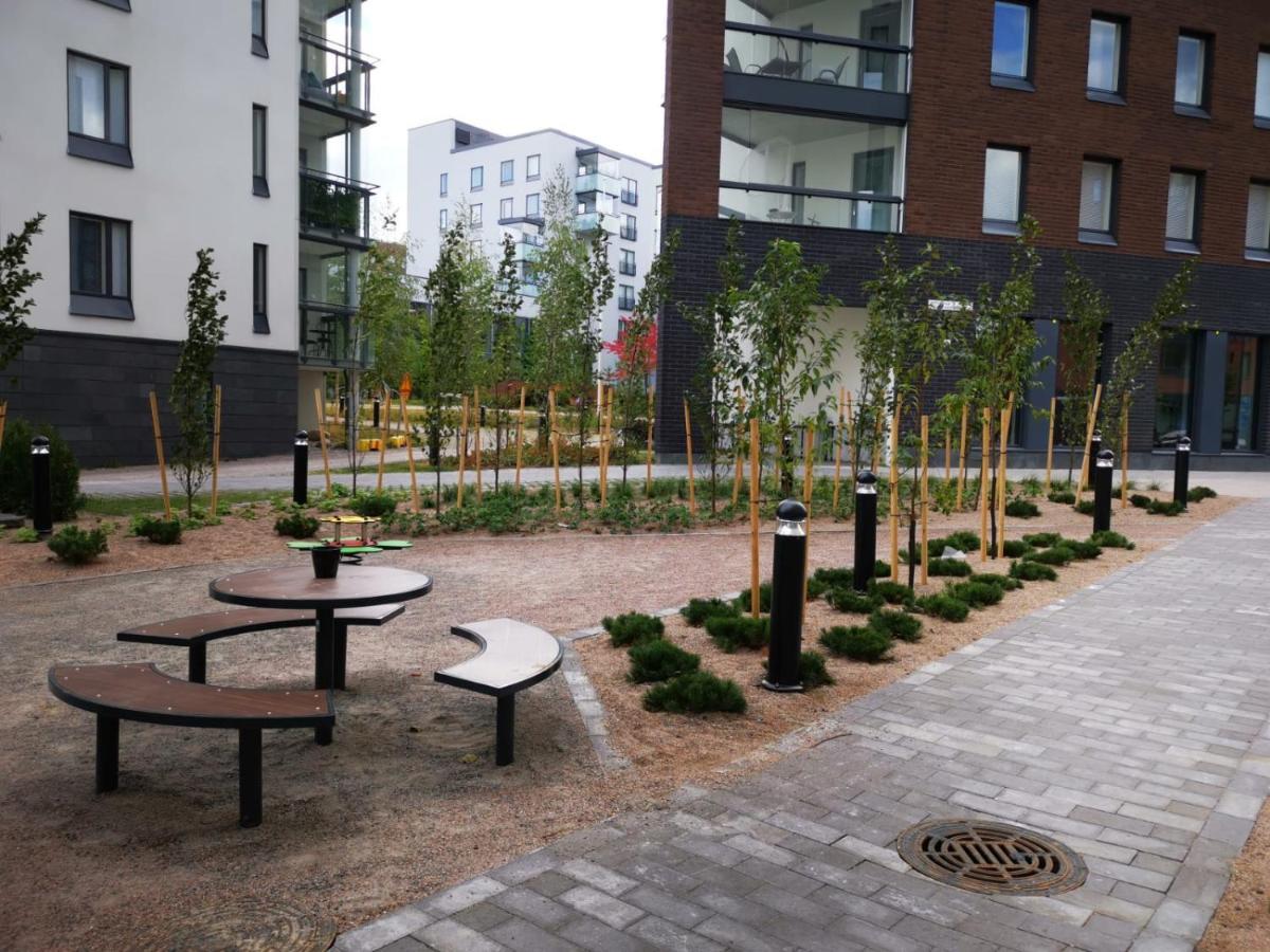 Ruby Studio 5Min To Vantaa Airport And 20Min To Helsinki Center Apartment Exterior foto